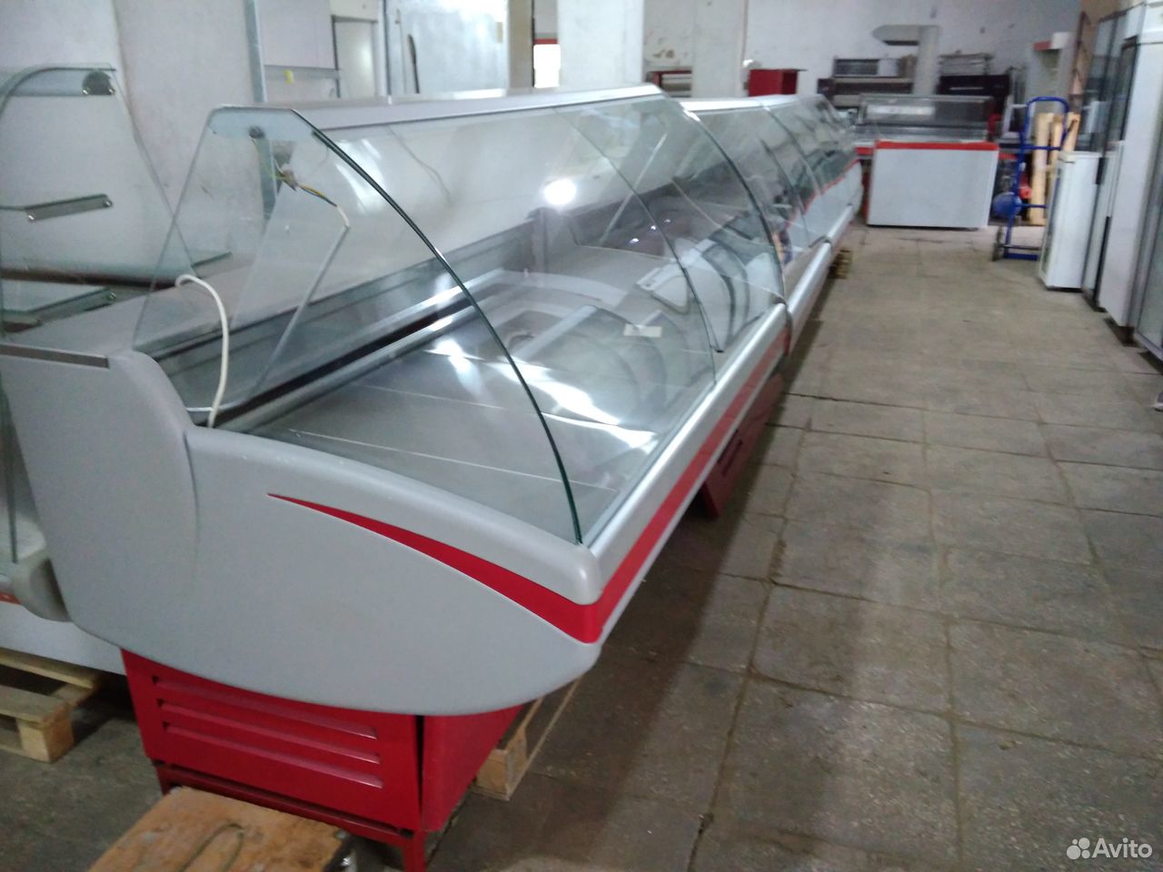 Продаются холодильные витрины Crispi Gamma
